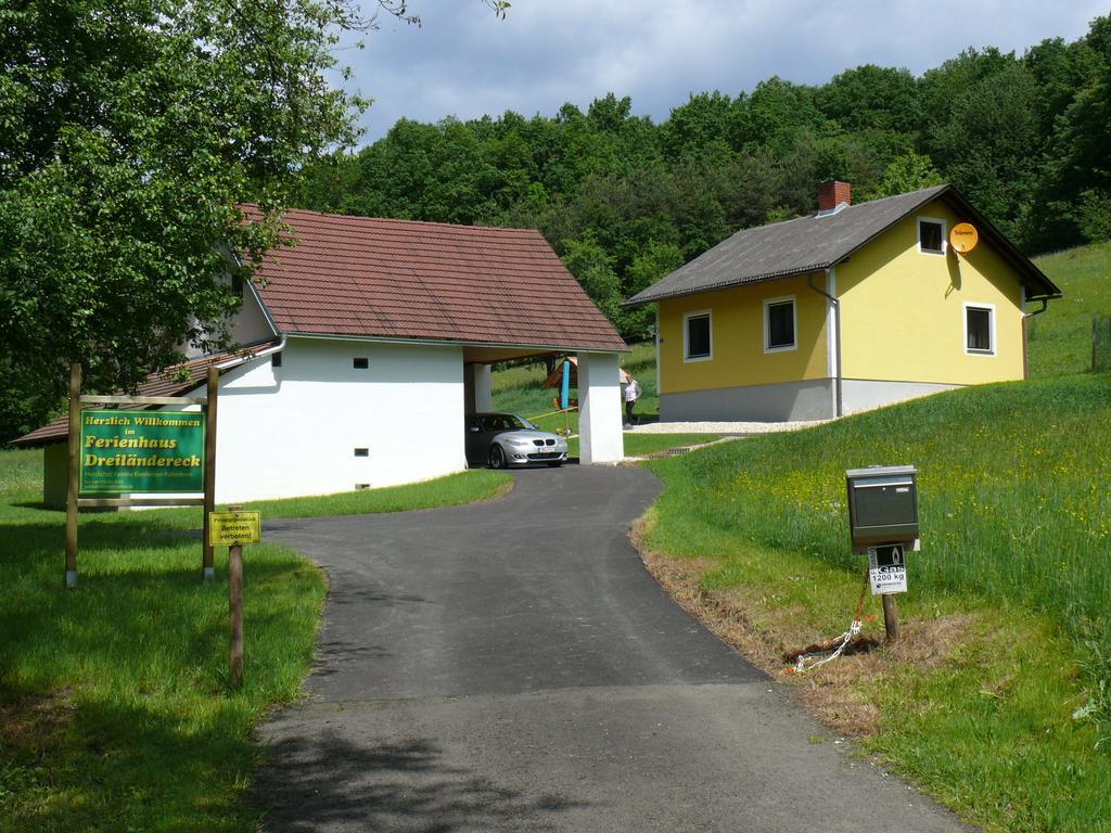 Ferienhaus Dreiländereck Minihof Liebau Exterior foto